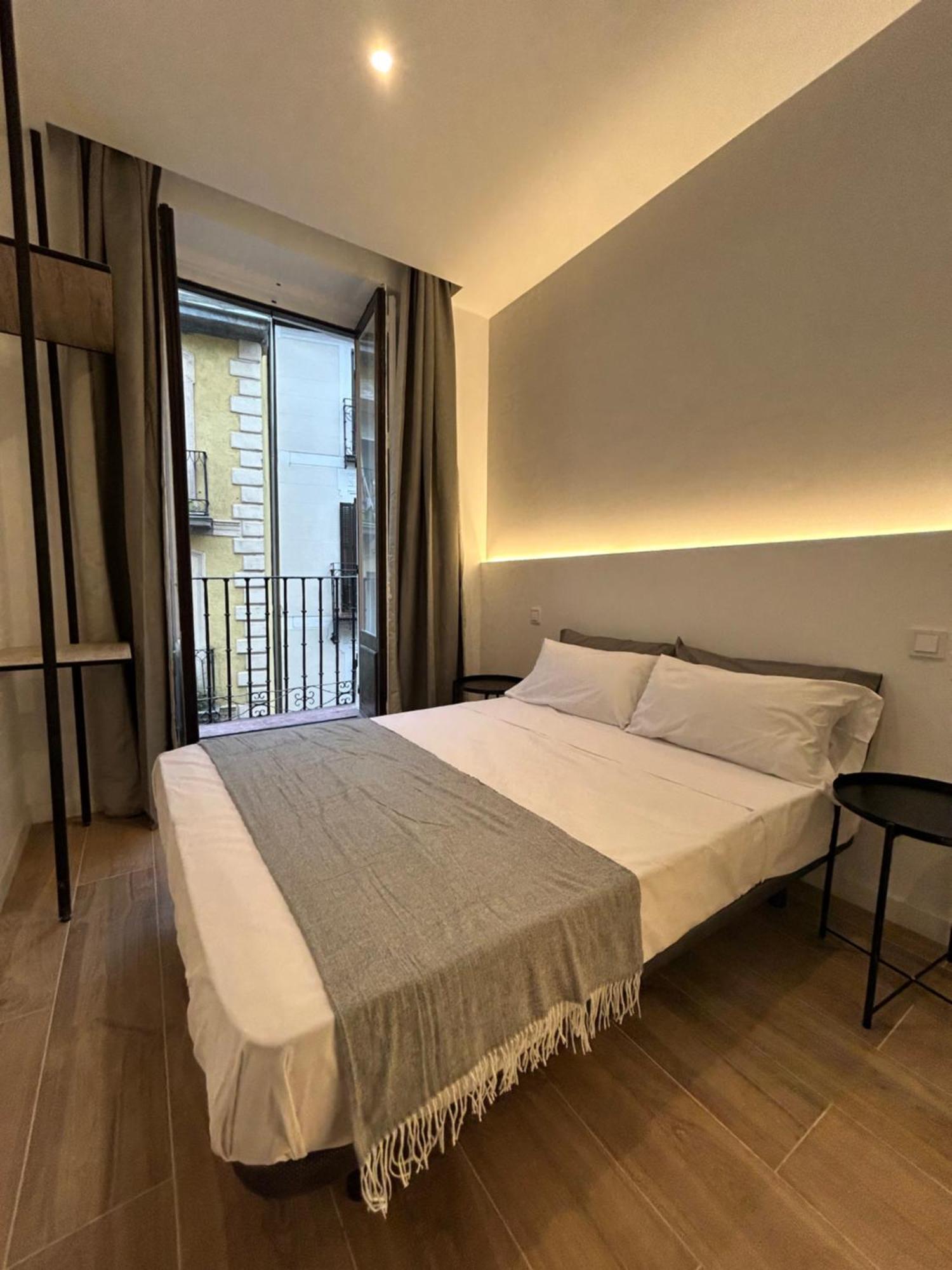 Casa De Huespedes San Andres Hotel Madrid Ngoại thất bức ảnh