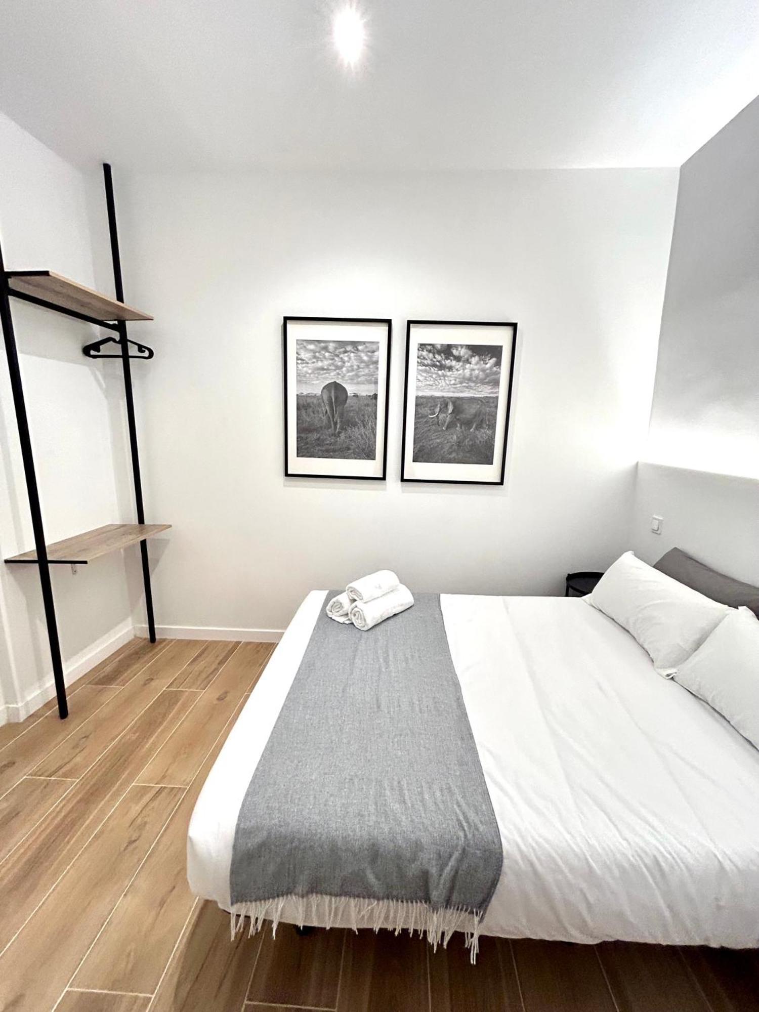 Casa De Huespedes San Andres Hotel Madrid Ngoại thất bức ảnh