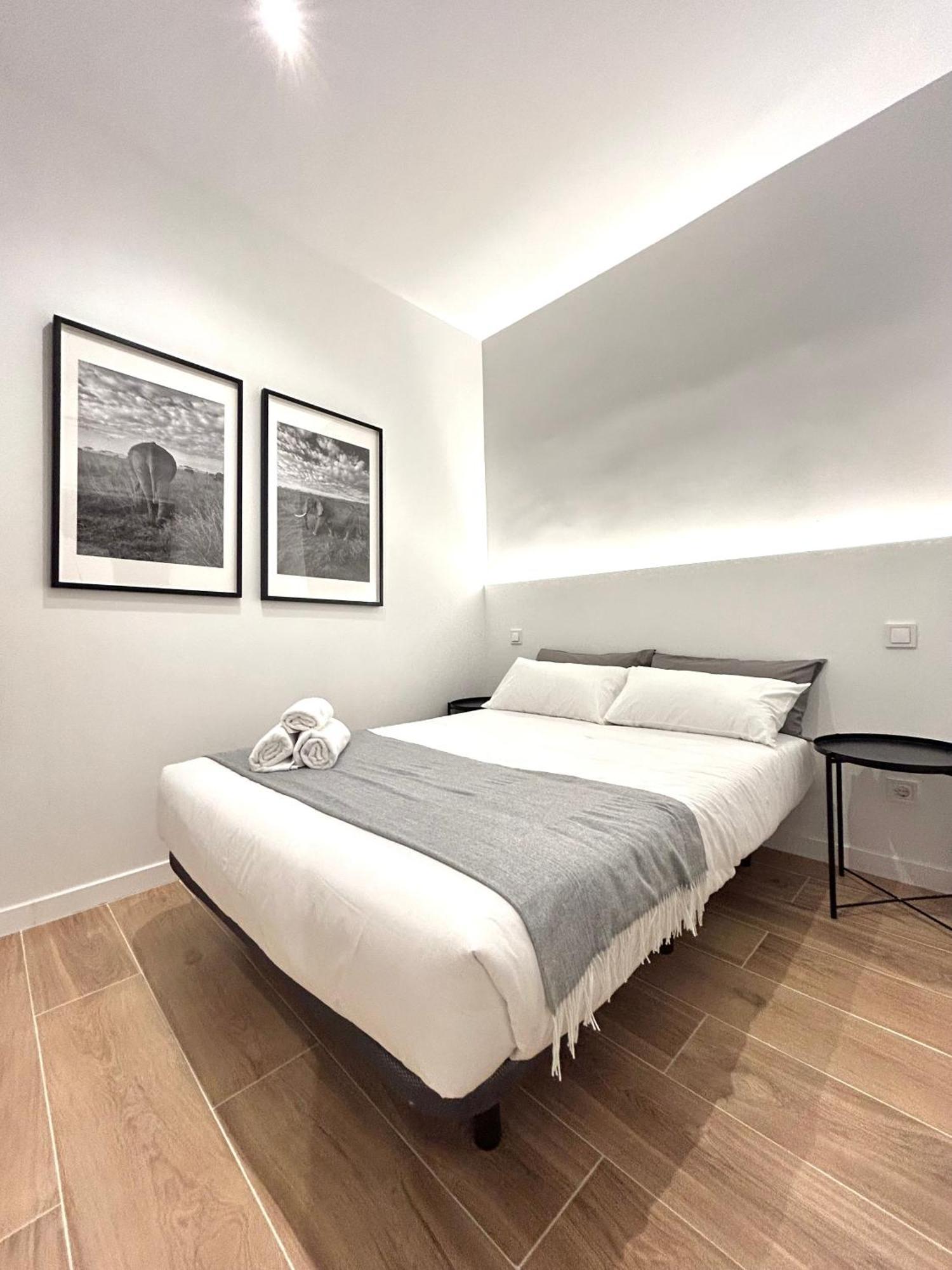 Casa De Huespedes San Andres Hotel Madrid Ngoại thất bức ảnh