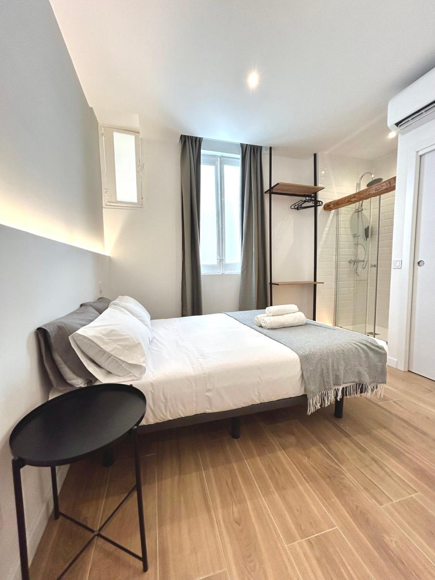 Casa De Huespedes San Andres Hotel Madrid Ngoại thất bức ảnh