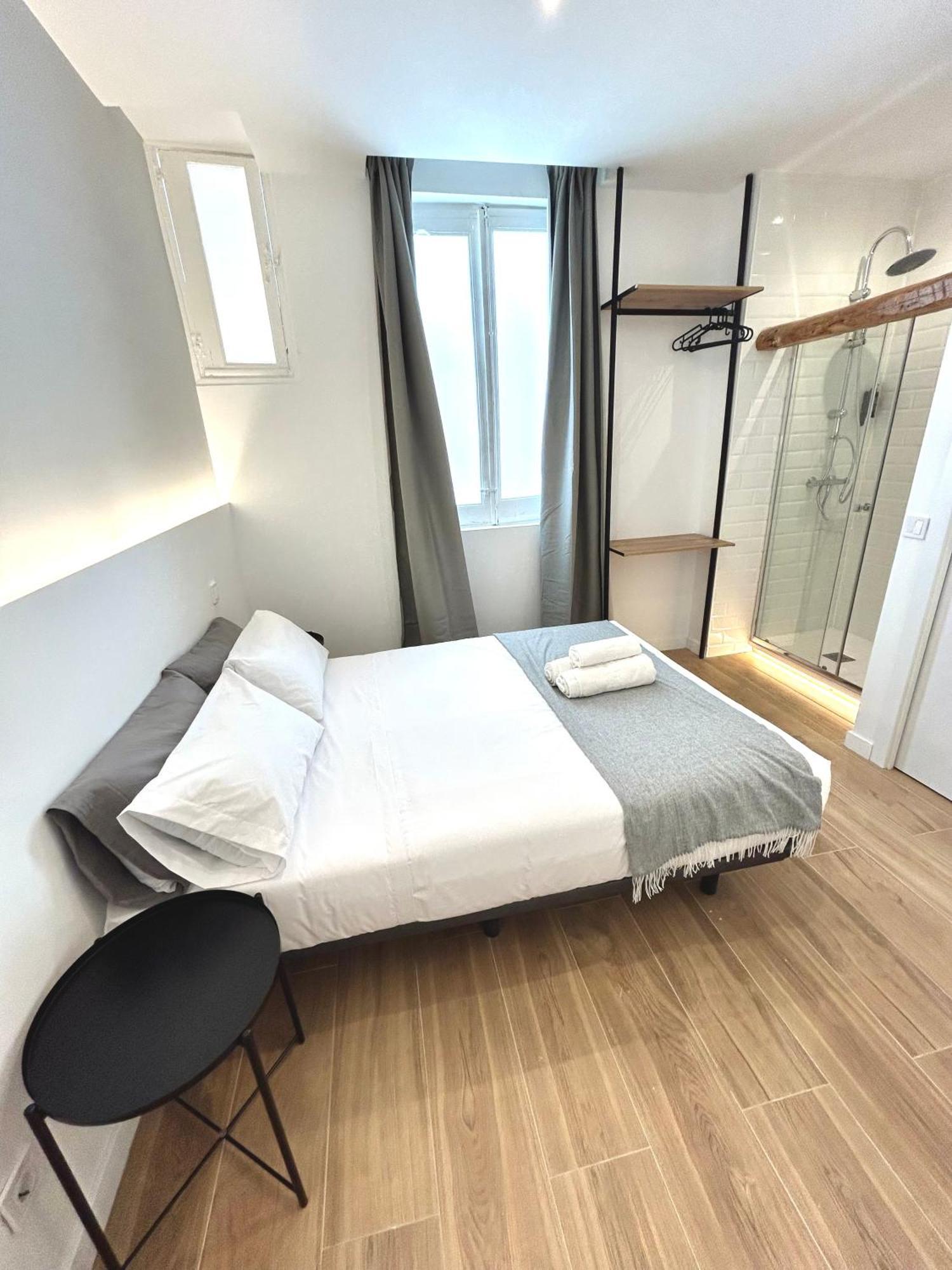 Casa De Huespedes San Andres Hotel Madrid Ngoại thất bức ảnh