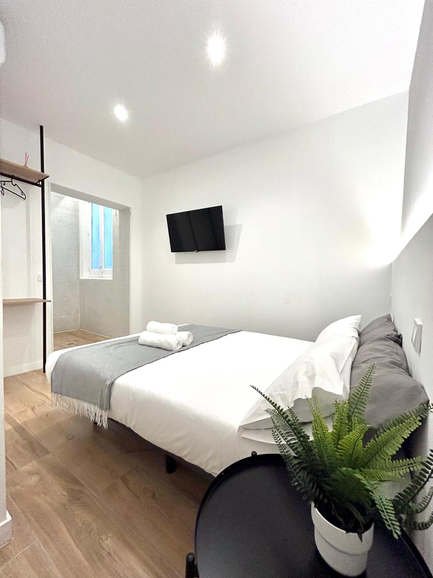 Casa De Huespedes San Andres Hotel Madrid Ngoại thất bức ảnh