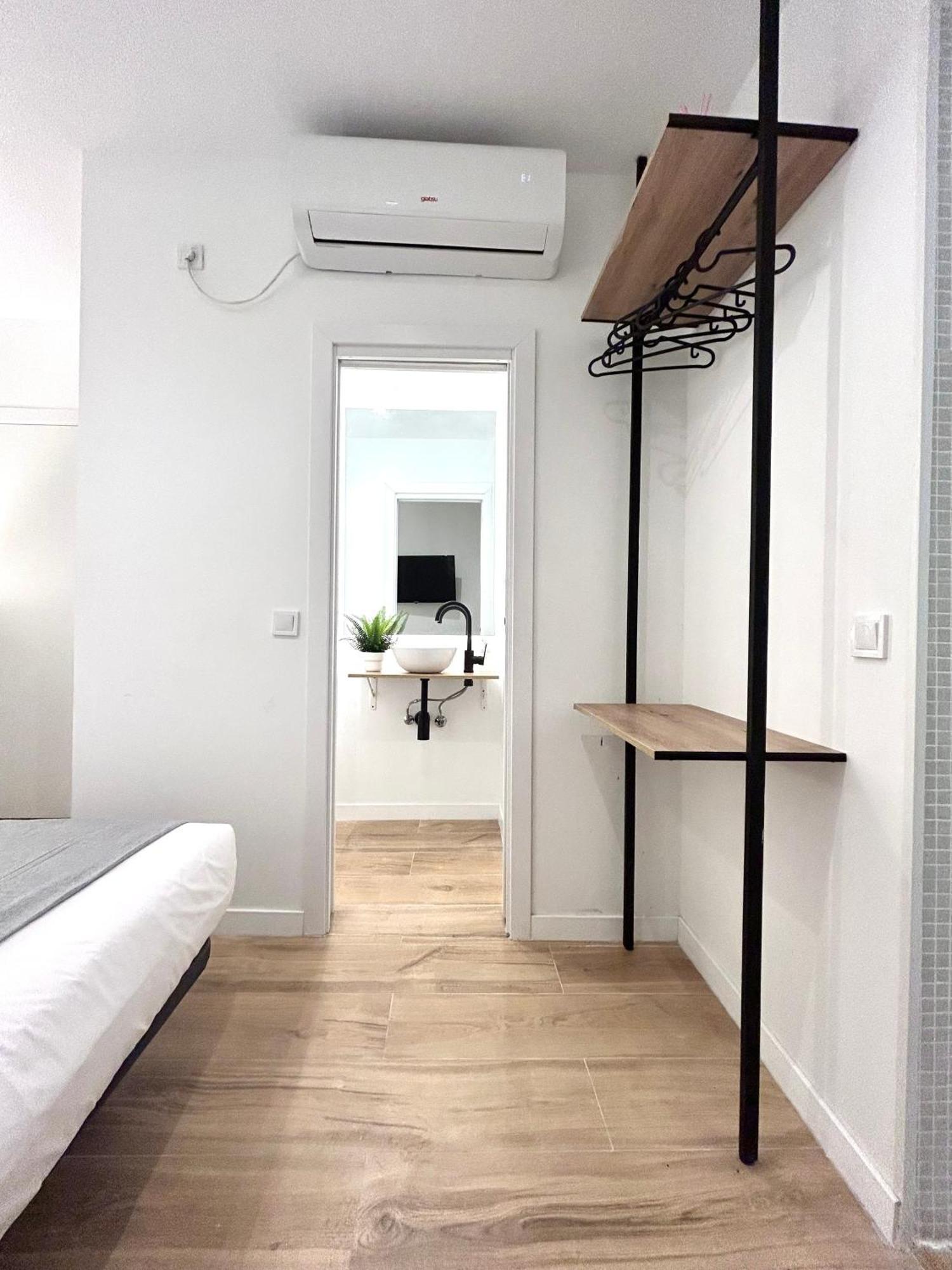 Casa De Huespedes San Andres Hotel Madrid Ngoại thất bức ảnh